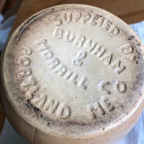 Vintage B&M Brick Oven Baked Beans Stoneware Pot Burnham & Morrill - Picture 4 of 8